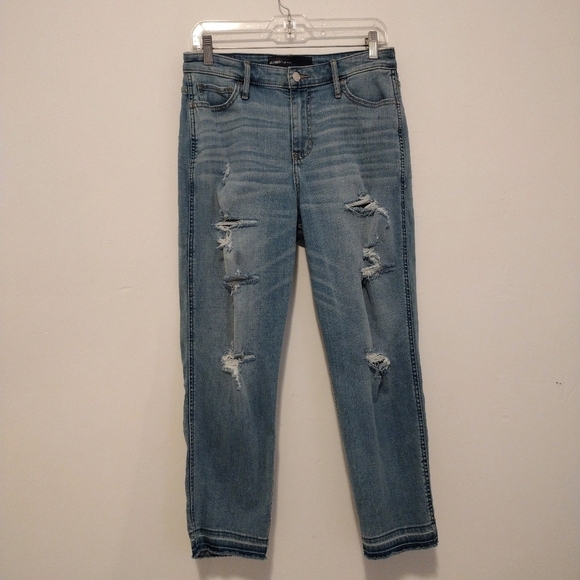 Hollister Collection - Boyfriend High Rise  Distressed Jeans - Picture 2 of 13